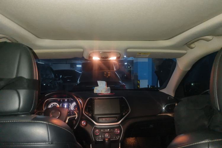 Used Jeep Cherokee 2016 2.4L Leading Edition