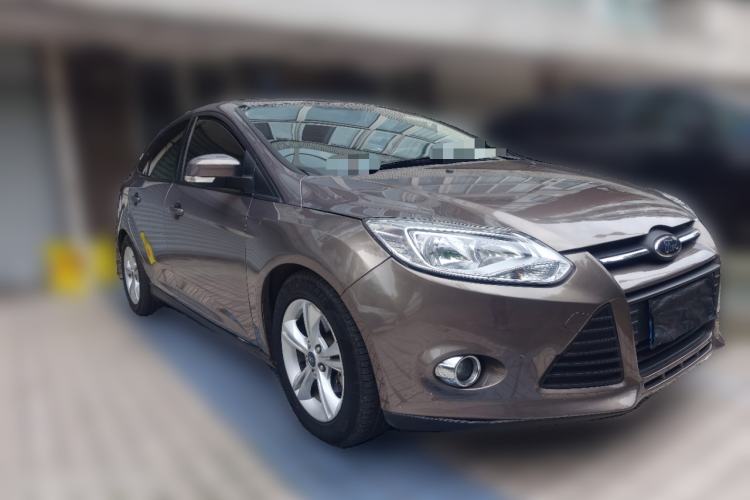 Used Ford Focus 2012 Sedan 1.6L Automatic Fashion Edition
