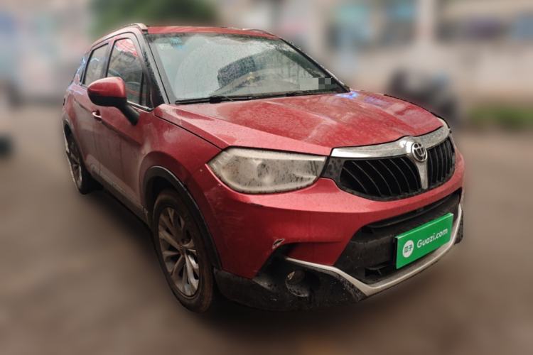 Used Brilliance V3 2015 1.5L Automatic Elite Model Front Right 45 Deg