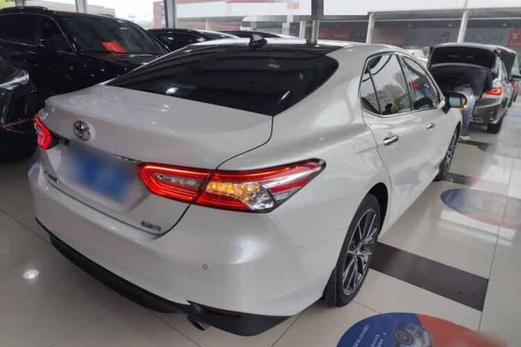 Used Toyota Camry 2021 2.5G Luxury Edition
