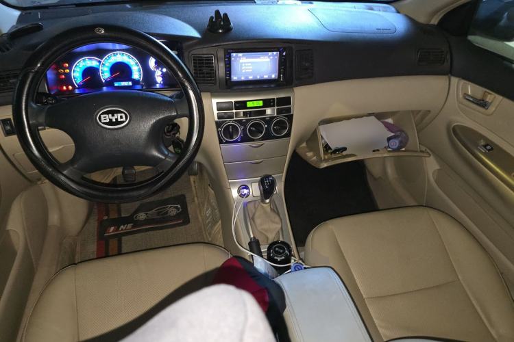 Used BYD F3R 2011 1.5L Elite Edition
