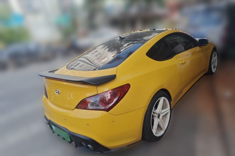 Used Hyundai Genesis Coupe 2009 2.0T Automatic Deluxe Edition