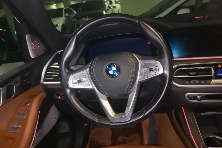 Used BMW X7 2019 xDrive40i Personalized Limited Edition Luxury Package Steering Wheel