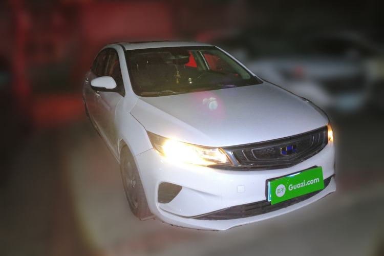 Used Geely Auto Emgrand GL 2017 1.8L Manual Elite Model
