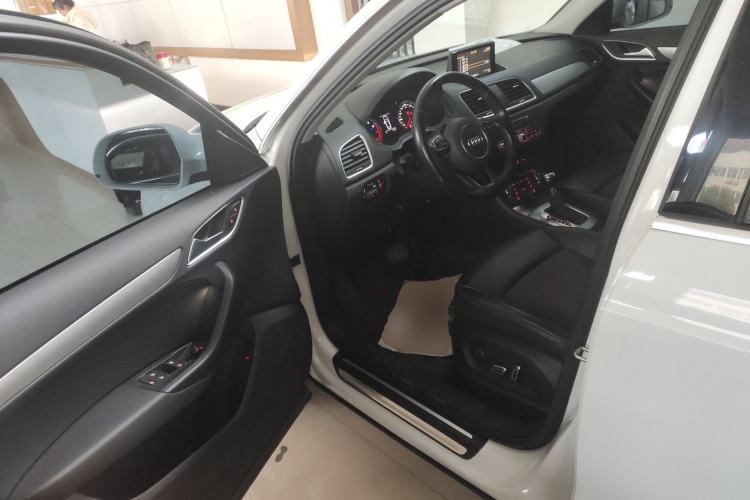 Used Audi Q3 2017 30 TFSI Fashion Model