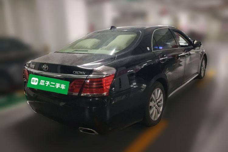 Used Toyota Crown 2012 2.5L Royal Leather Edition
