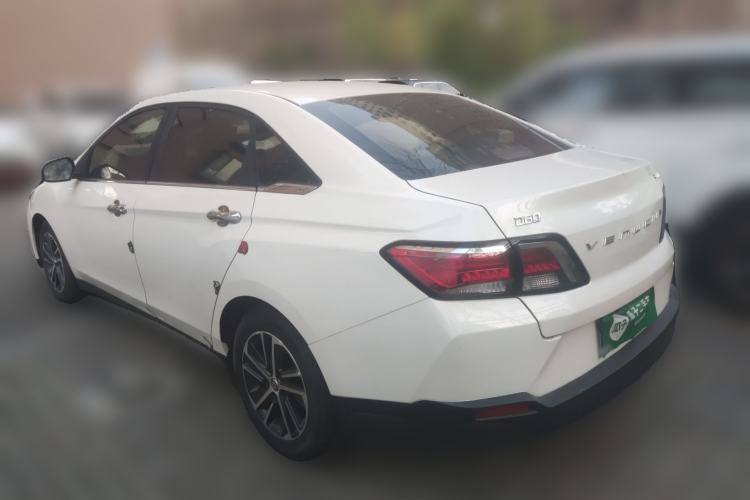 Used Venucia D60 2018 1.6L Manual Smart Connect Elite Edition Rear Left 45 Deg