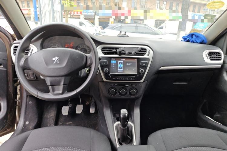Used Peugeot 301 2014 1.6L Manual Comfort Edition

