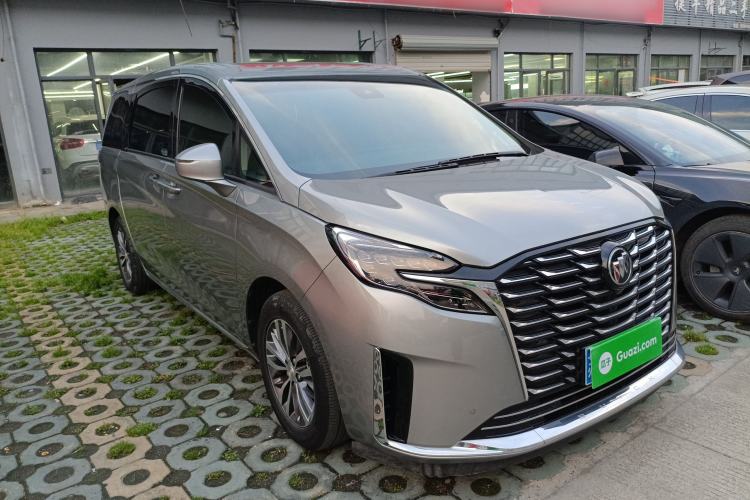 Used Buick GL8 2023 ES Lu Zun Deluxe Model Front Right 45 Deg