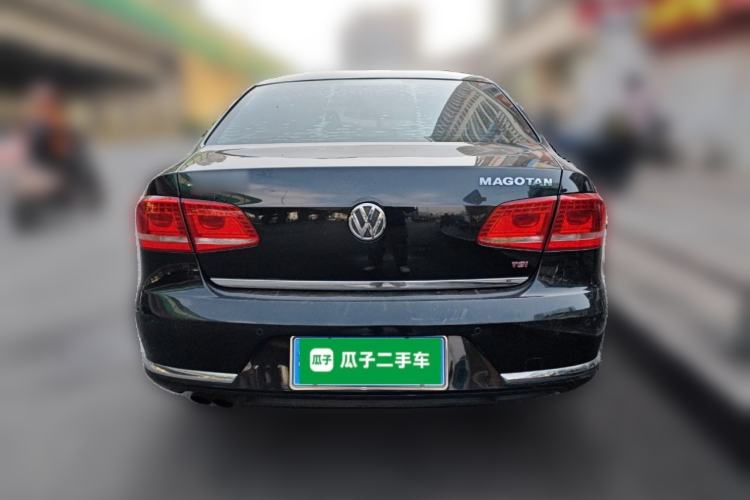 Used Volkswagen Magotan 2013 2.0 TSI Prestige Model
