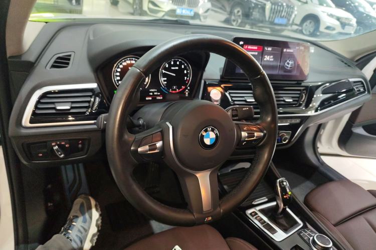 Used BMW 1 Series 2021 Revised 120i M Sport Night Edition Center Console