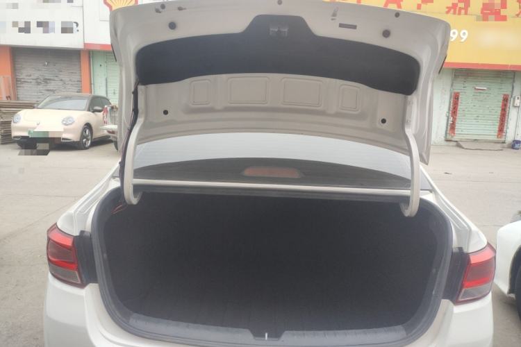 Used Kia K2 2017 Sedan 1.4L Manual Transmission 15th Anniversary Special Edition GLS