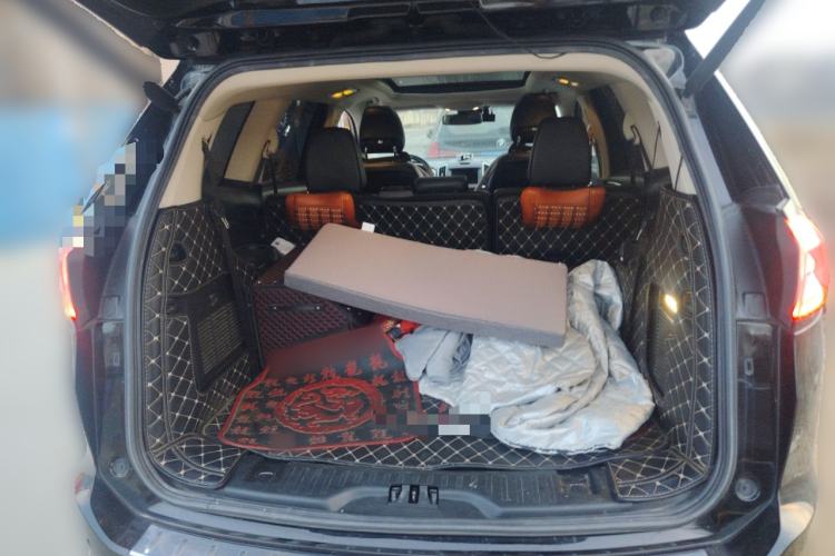 Used Ford Edge 2016 EcoBoost 245 Two-Wheel-Drive Titanium 7-Seater
