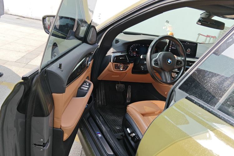 Used BMW 6 Series GT 2021 630i M Sport Package Driver Seat