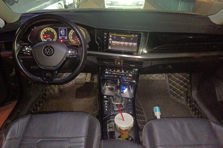 Used Volkswagen Passat 2020 Facelift 330TSI Elite Edition China VI Standard