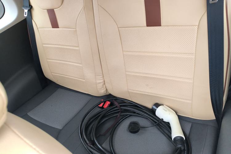 Used CHANGAN NEVO Lumin 2022 210km Sweet Edition Left Rear Seat