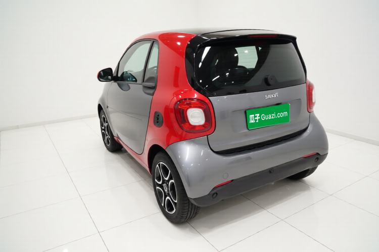 Used smart fortwo 2019 0.9T 66kW Hardtop Wind Power Edition China VI