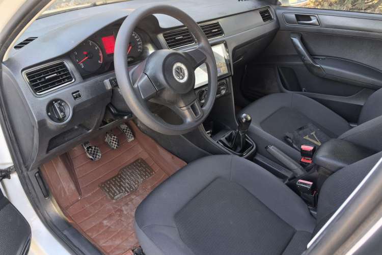 Used Volkswagen Santana 2015 1.4L Manual Fashion Edition Interior 2