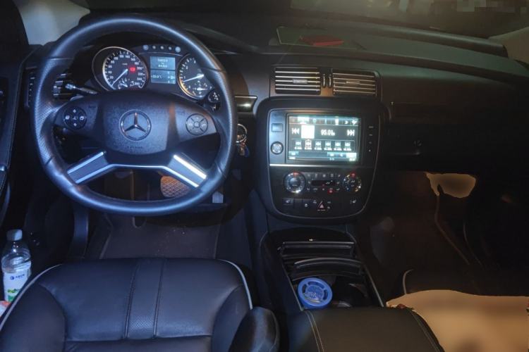 Used Mercedes-Benz R-Class 2017 R 320 4MATIC Luxury Collection Edition