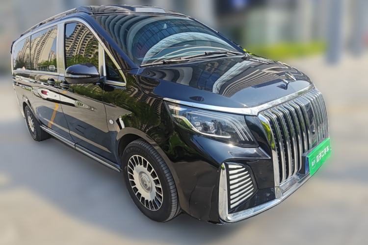 Used Mercedes-Benz Vito 2021 2.0T Business Version 7 Seats Front Right 45 Deg