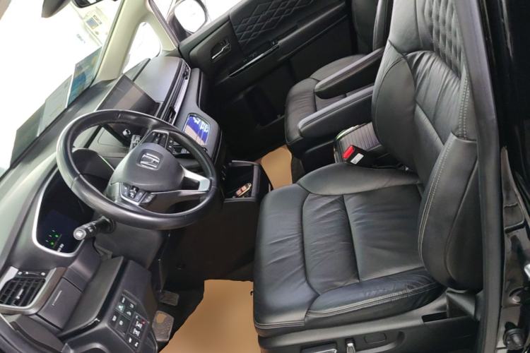 Used Honda Elysion 2022 2.0L eHEV Luxury Edition Left Front Seat