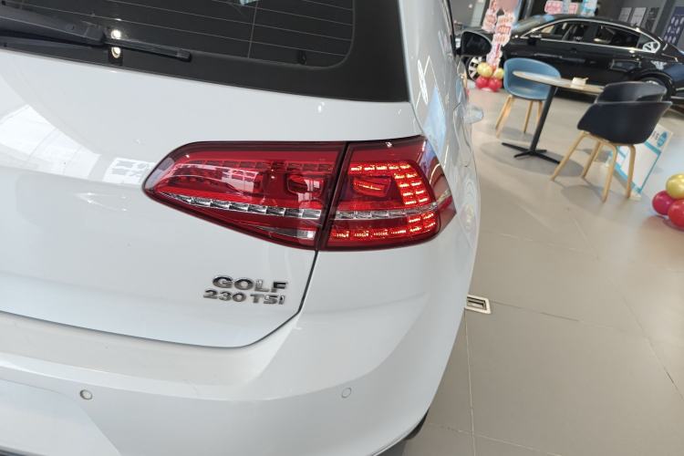 Used Volkswagen Golf 2016 230TSI Automatic Luxury Version
