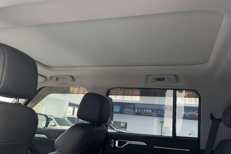 Used JETOUR Traveler 2023 2.0T All-Wheel-Drive CrossPRO