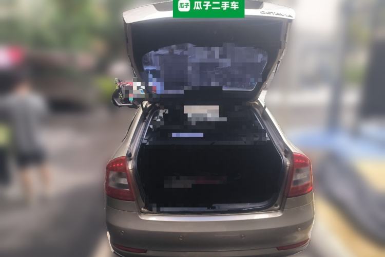 Used Skoda Octavia 2014 1.6L Manual Eado Edition