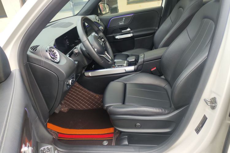 Used Mercedes-Benz GLB 2022 Updated GLB 200 Fashion Edition Interior 3