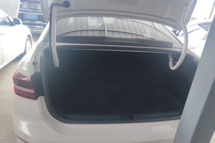 Used Volkswagen Lavida 2021 1.5L Automatic Comfort Edition Trunk