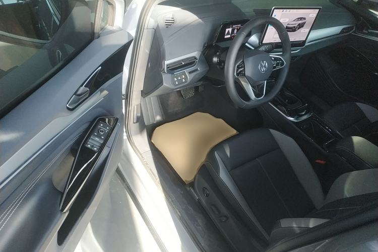 Used Volkswagen ID.4 CROZZ 2026 Model Pure Enjoyment Edition PURE
