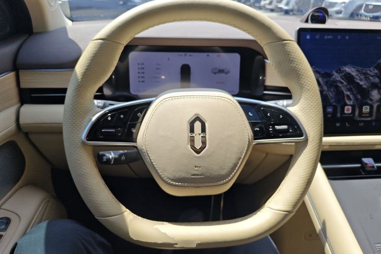 Used Hima AITO M7 2024 1.5T Intelligent Drive Rear-Drive Ultra Version 5 Seats
