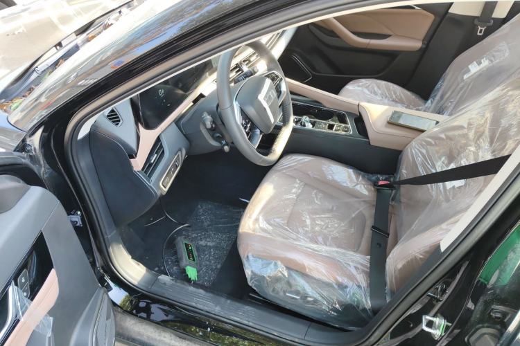 Used Bestune B70 2024 Dragon Edition 1.5T Leading Model Interior 3