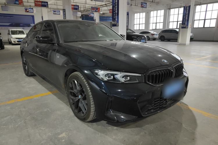 Used BMW 3 Series 2025 330Li M Sport Shadowline Package Front Right 45 Deg
