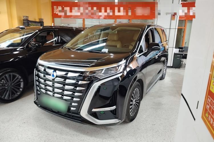 Used Denza D9 2024 DM-i 980 Four-Wheel Drive Flagship Model