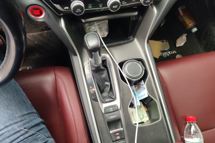 Used Honda Accord 2022 260TURBO Phantom Night · Prestige Edition Gear Lever