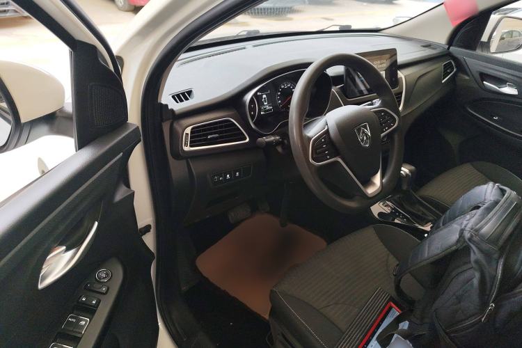 Used Baojun 730 2021 1.5T CVT Fashion Version 7 Seats