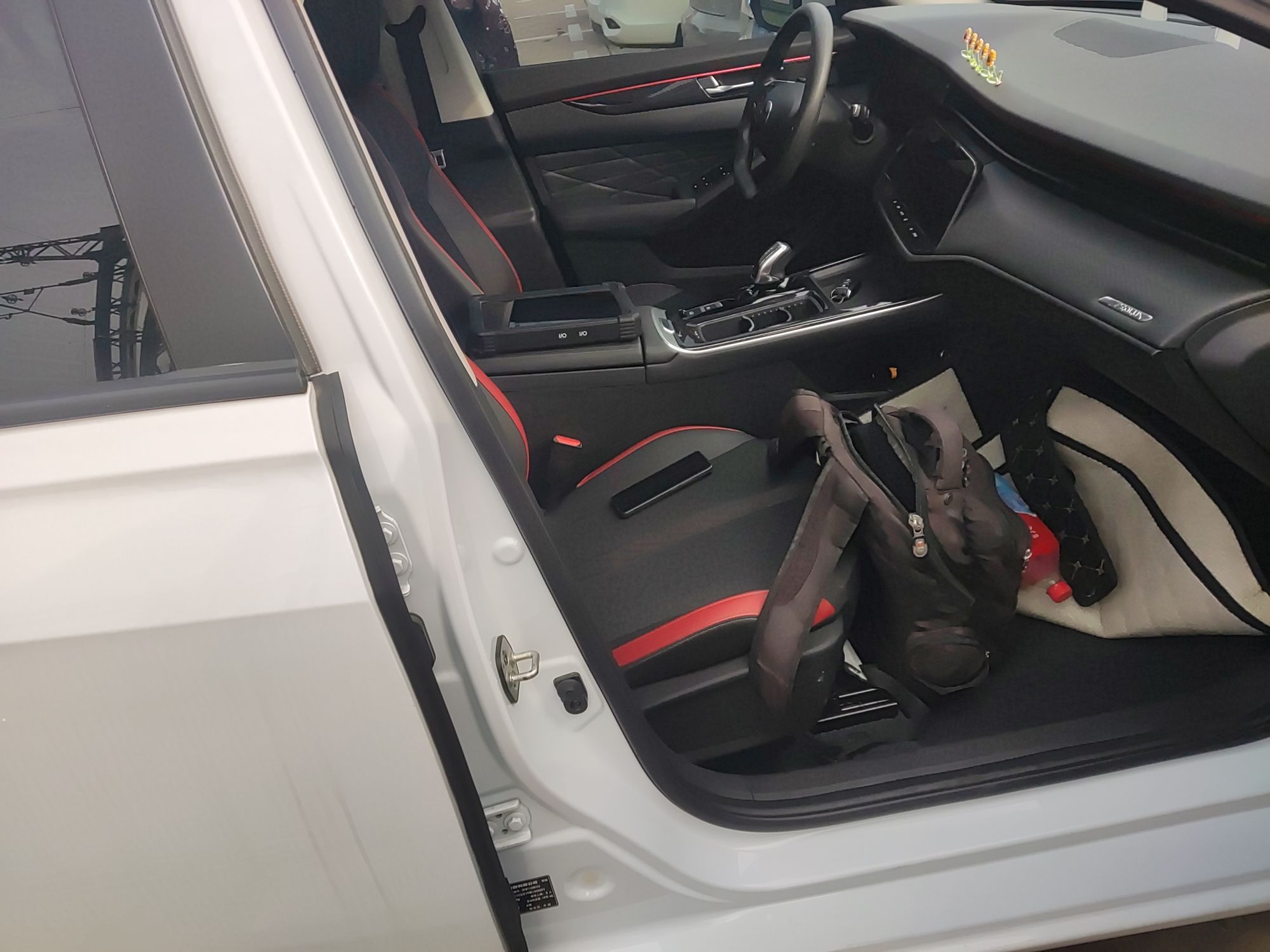 Dongfeng Aeolus Yixuan MAX 2023 1.5T Super-Powered Dad Edition — снимка 16