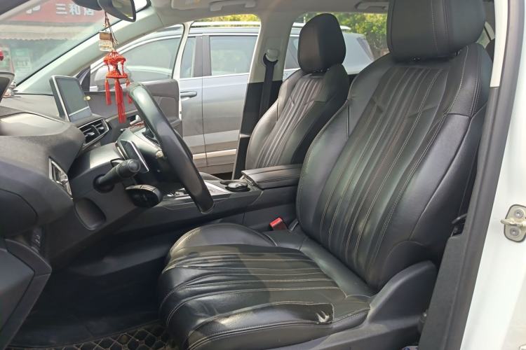 Used Peugeot 5008 2017 380THP 7-Seater Luxury Edition Left Front Seat