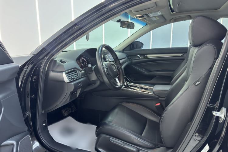 Used Honda Accord 2018 230TURBO Comfort Version National V