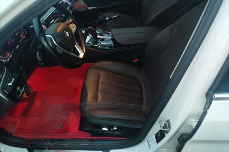 Used BMW 5 Series 2020 525Li Luxury Package Left Front Seat