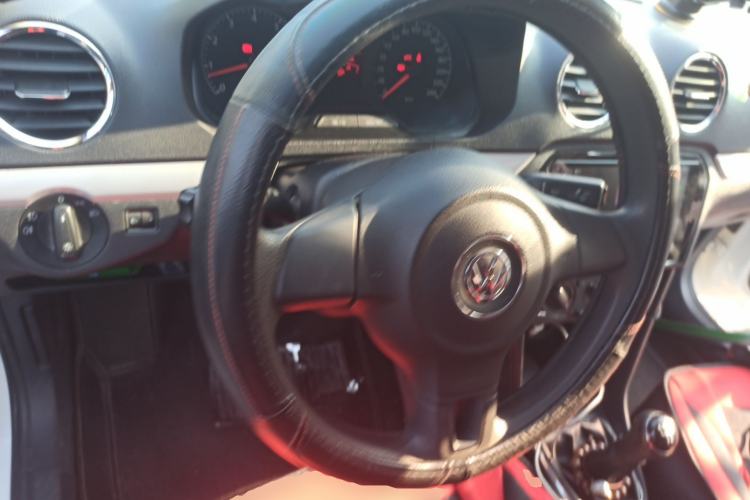 Used Volkswagen Jetta 2015 1.6L Manual Comfort Model