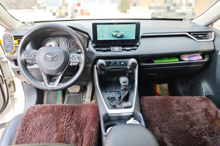 Used Toyota RAV4 2023 2.0L CVT Two-Wheel Drive Urban Edition Center Console