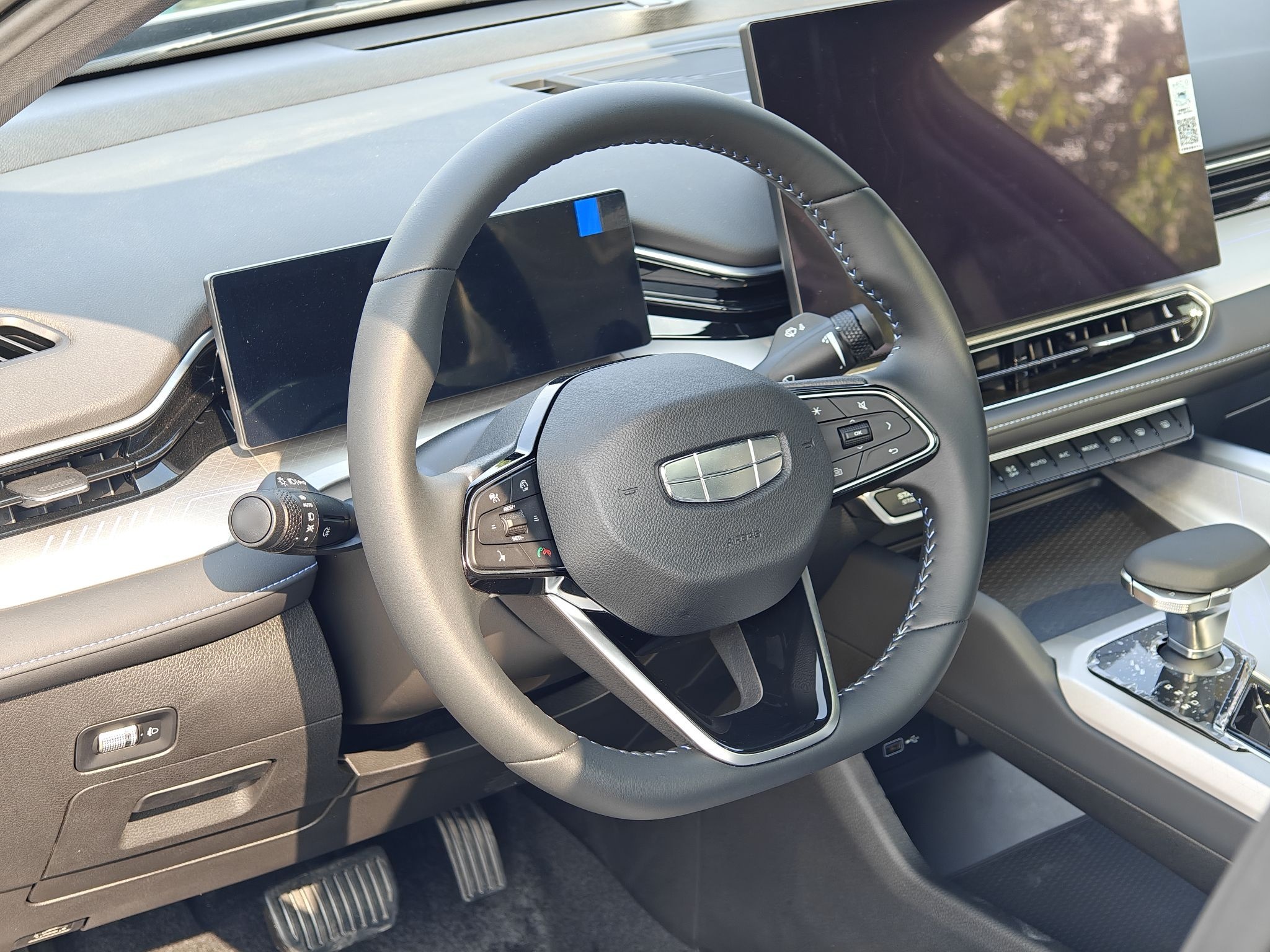 Geely Auto Preface 2025 Dongfang Yao 1.5TD Fuyao Edition — снимка 18