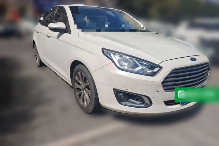 Used Ford Escort 2015 1.5L Manual Fashion Edition