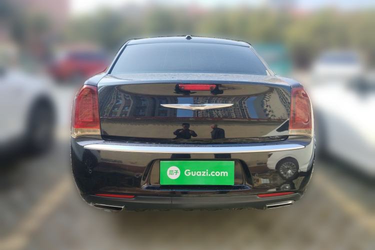 Used Chrysler 300C 2014 3.0L Excellence Edition