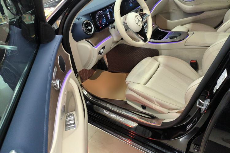 Used Mercedes-Benz E-Class 2022 Updated E 300 L Stylish Edition Driver Seat