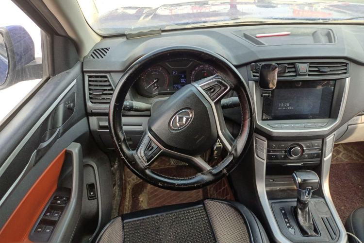 Used SAIC MAXUS T60 2017 2.8T Diesel Automatic 2WD High-Ride Comfort Plus Long-Body Emission Standard V