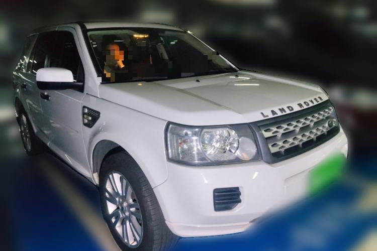 Used Land Rover Freelander 2 2012 2.0T Si4 SE Gasoline Version Front Right 45 Deg