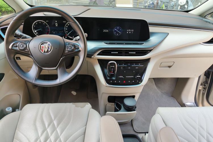 Used Buick GL8 2022 ES Landtrek 653T Comfort Edition